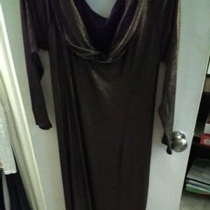 SHIMMERING AND STYLISH DARK OLIVE GREEN GOWN